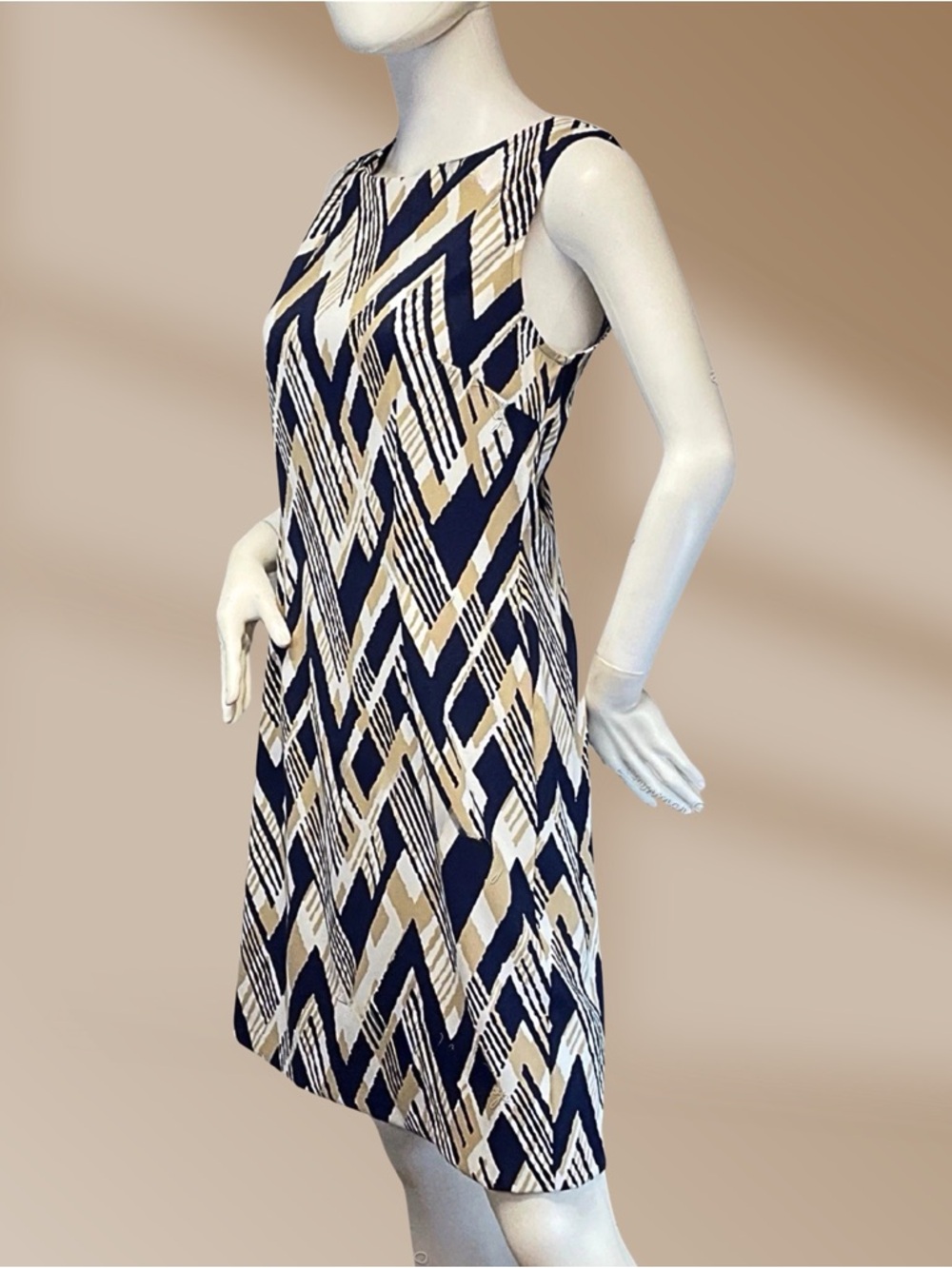 Connected Brand Women's Size 12 Navy White Tan Geometric Sheath Dress - Picture 2 of 3